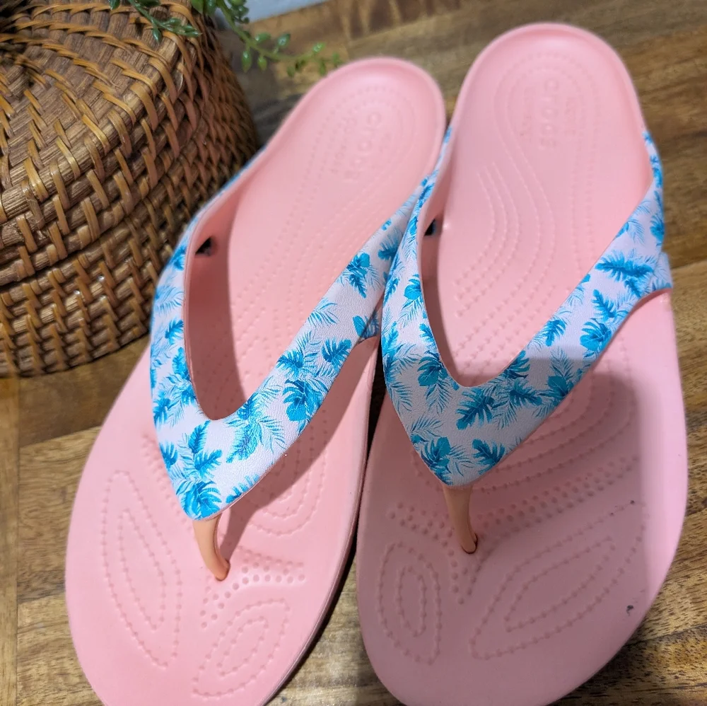 Crocs Kadee II Womens US 11 Slip On Flip Flop Thong Sandals Shoes Tropical‎ Pink